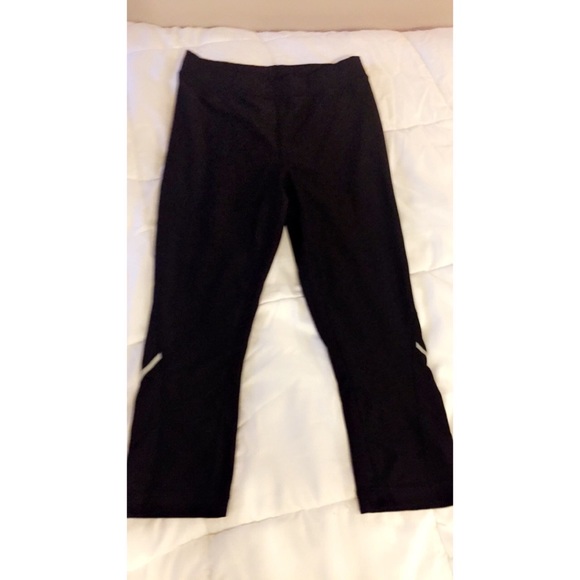 Black Capri leggings - Picture 1 of 1